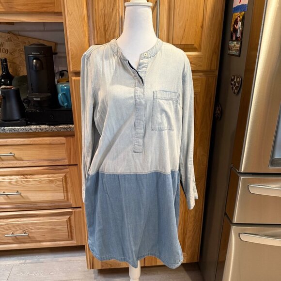 Old Navy Two Tone Denim/Chambray Shirt Dress, Medium, EUC - Picture 1 of 11